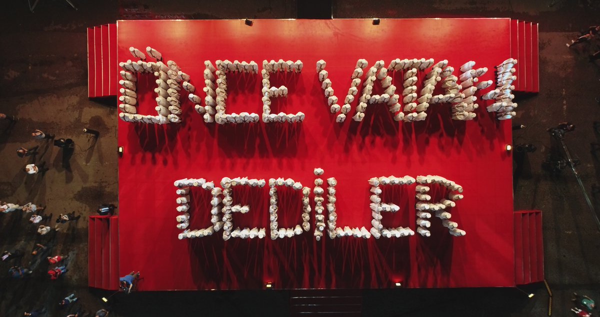 Bu akşam bütün dualar, Al Bayrak için canını feda eden kahramanlarımız için... #DuaylaNöbetVakti