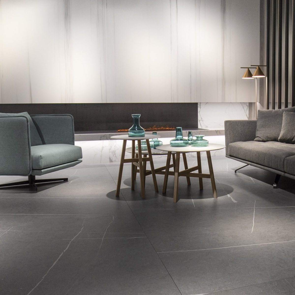 inalco_official's tweet photo. Grey, white and blue, we love this #summercolors in our #luxuryspa reception. What are your summer colors?  💙☀

#inalco #inalcoworld #astralcollection #litheacollection #luxurydesign #spadesign #relaxtime #summertime #casadesus #flos #floslighting #joquer https://t.co/QLUjvHFijl