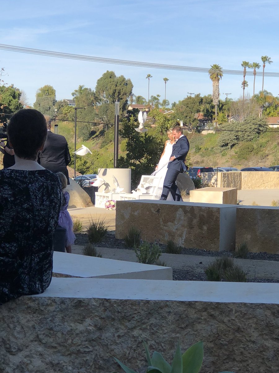 KellyMcEvents's tweet photo. Behind the scenes with Jade &amp; Michael from “ I Want #THATWedding “ Season Finale #TLC #pietownproductions @pietowntv #KellyMcEvents #weddingcrashers #weddings #danapoint #marinawedding https://t.co/rENHG6kbyT