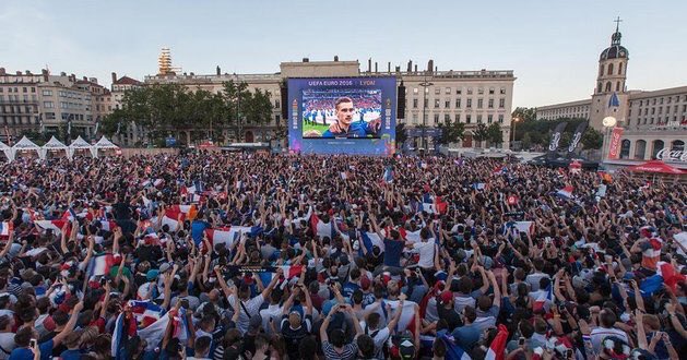 Awaydays23's tweet photo. French fans celebrate in Lyon after winning the World Cup today https://t.co/BjWuukBBOy