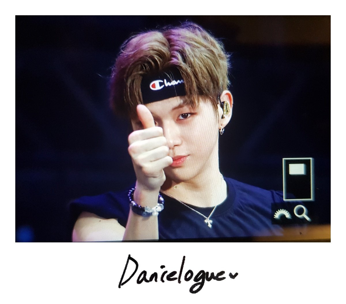 danielogue1210's tweet photo. 180715 ONE : THE WORLD Jakarta🔖
#강다니엘 #KangDaniel #DaniK https://t.co/adzyMofd32