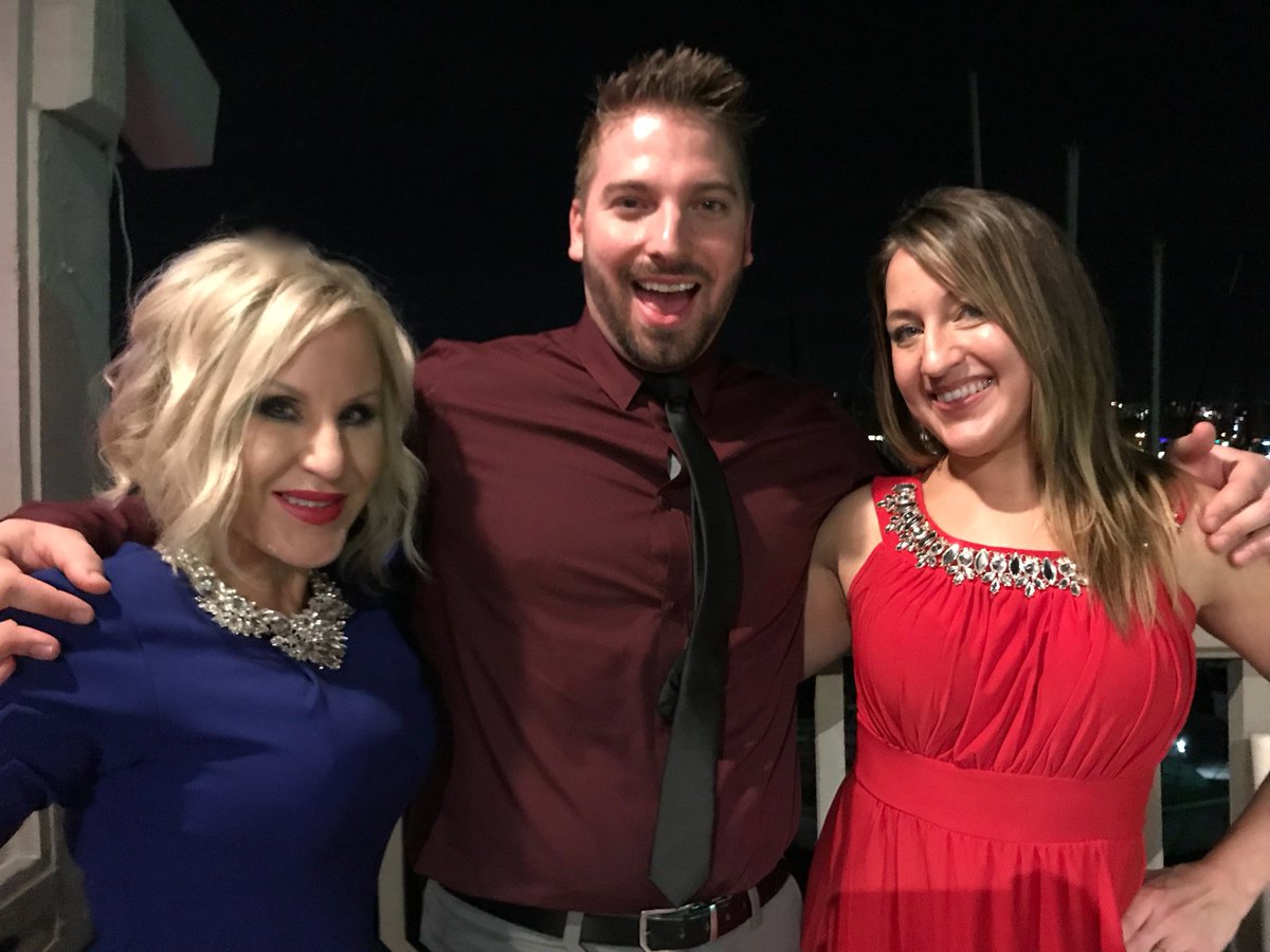 KellyMcEvents's tweet photo. Behind the scenes with Jade &amp; Michael from “ I Want #THATWedding “ Season Finale #TLC #pietownproductions @pietowntv #KellyMcEvents #weddingcrashers #weddings #danapoint #marinawedding https://t.co/lbWmhkwNk5