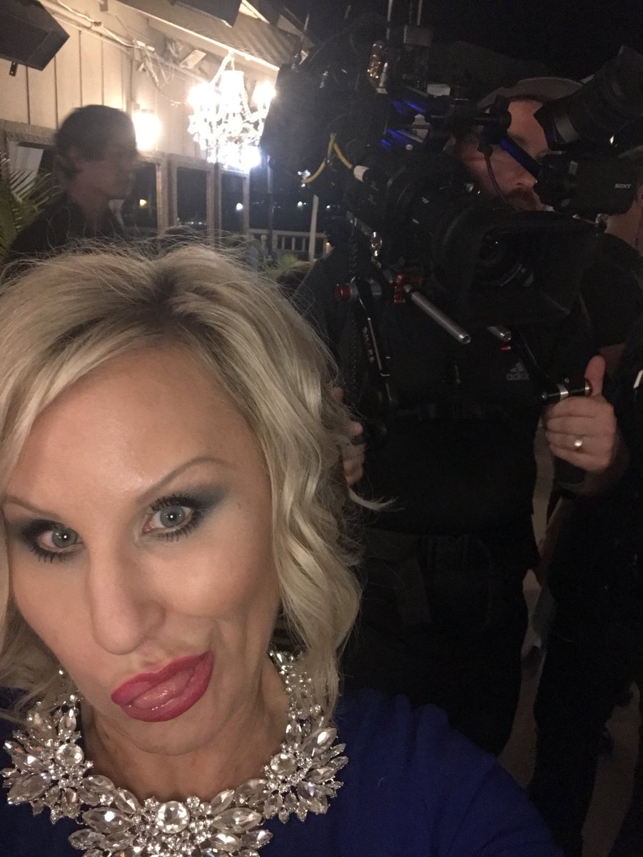 KellyMcEvents's tweet photo. Behind the scenes with Jade &amp; Michael from “ I Want #THATWedding “ Season Finale #TLC #pietownproductions @pietowntv #KellyMcEvents #weddingcrashers #weddings #danapoint #marinawedding https://t.co/lbWmhkwNk5