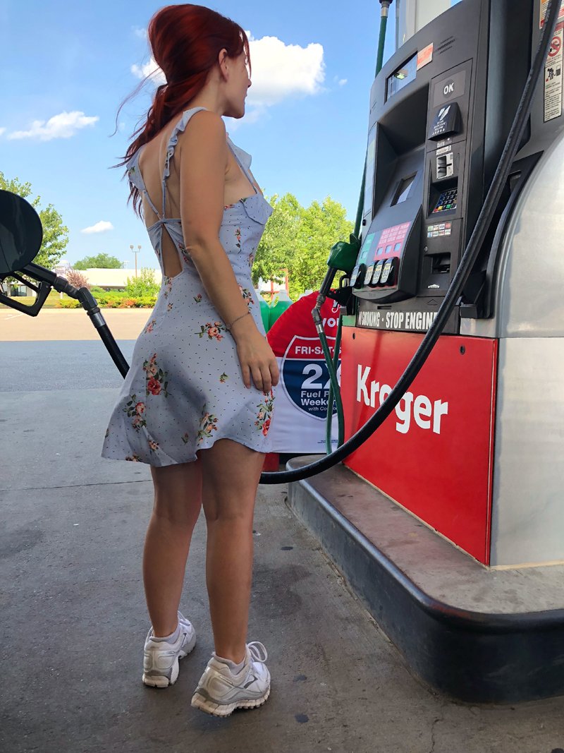 🧁ραттүcαкε🧁 on Twitter: "filler up! ⛽️🛣️…