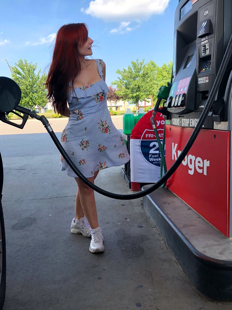🧁ραттүcαкε🧁 on Twitter: "filler up! ⛽️🛣️…