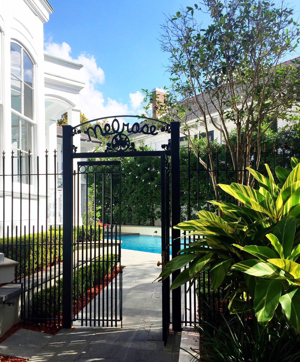 DavidMora's tweet photo. Sundays are for swimming. 💙💦 #neworleans #onetimeinnola #poolforthesummer https://t.co/jnSdVJxOaf