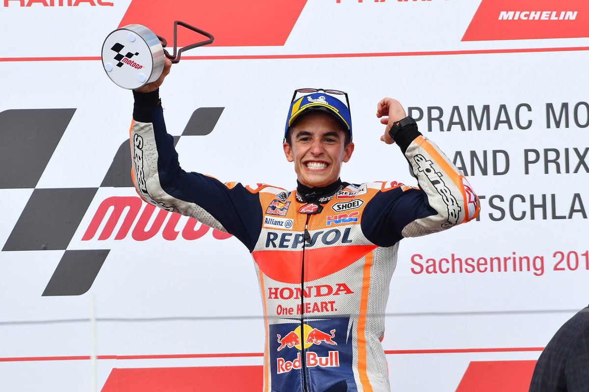 jennyhorvath93's tweet photo. Ich liebe dich Sachsenring!! ❤️
The #SachsenKing on The #Marquezring 😍👑🏆🥇🍾
#MyChamp #MyLife #9wins #9poles #OurCircuit #Happy #ProudMyChamp #IAM93 #MoreThanPassion #MotoGP #GermanGP https://t.co/Mqaozgd0mL