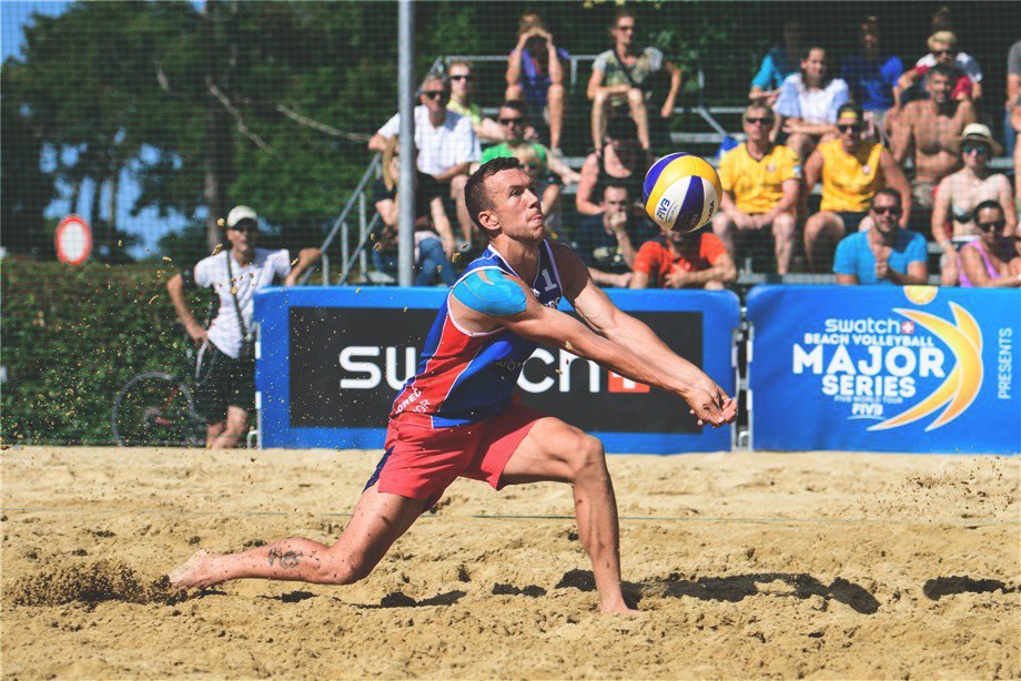 FourFourTweet's tweet photo. Did you know that Ivan Perisić also represents Croatia at Volleyball? https://t.co/V9r5srK8pw