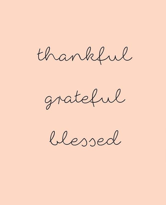 FDUBoutique's tweet photo. Lets just start Sunday monrning like this 💕 We can never be too thankful, gratful &amp; blessed! &amp; we are so thankful for all of you! https://t.co/jsf30IjXnG https://t.co/9cLiPJ7IoB