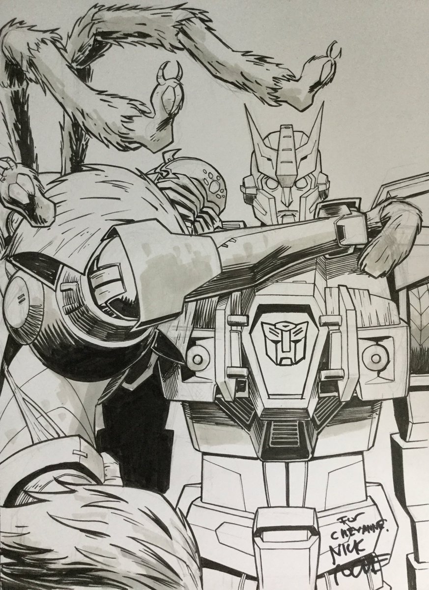 concept_hen's tweet photo. My sister's #TFCon2018 commission, made by @NickRoche 
I wish we had been able to see you again today Nick, but I'm glad you're getting so much love and support! Thank you for for the commission, you did an amazing job! https://t.co/S9HcUlpW9x