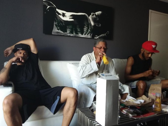 Expo season back again ... throwback pic with @DapperDansWorld #MAXPAYNEE #MRTWOTONE #AVN #LASVEGAS https://t<a href="/tag/lasvegas"class="tags"><span>#lasvegas</span></a><a href="/tag/avn"class="tags"><span>#avn</span></a><a href="/tag/maxpaynee"class="tags"><span>#maxpaynee</span></a><a href="/tag/mrtwotone"class="tags"><span>#mrtwotone</span></a>