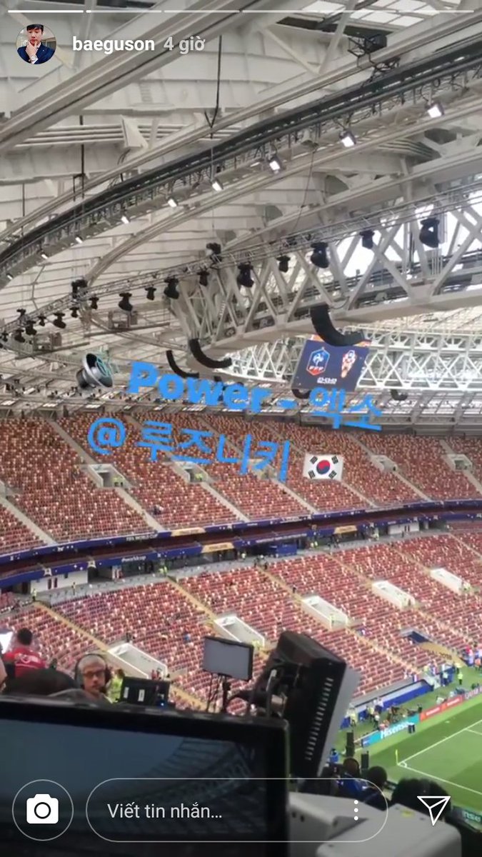 NguyenRinnie's tweet photo. #WorldCupFinal2018 
These are insta stories of a soccer player of Korea who is attending the Final (legit y'all) @BTS_twt 
#FIFAFakeLove #FIFAPower https://t.co/7EFHdqHfmh