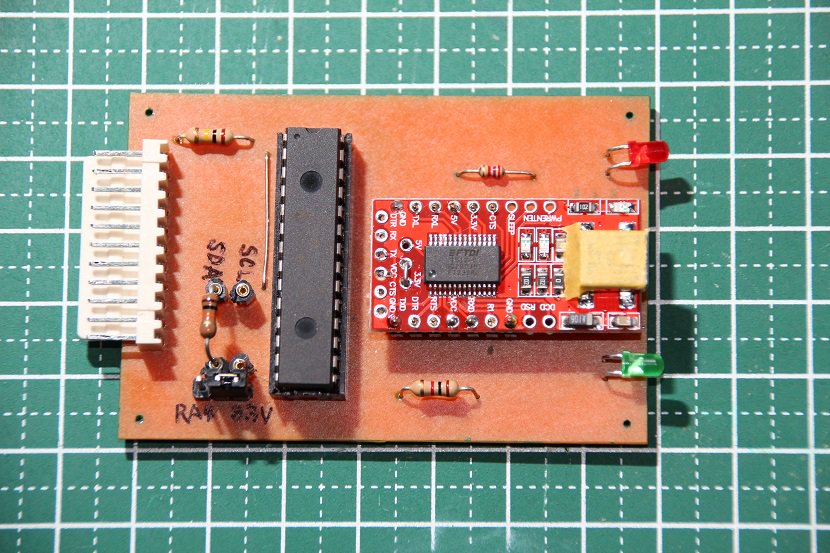 wcinp's tweet image. #PIC24FJ を使ったI2Cロガーを作ってみたよ。
#DesignSparkPCB でパターン作成し、CNCで切削です。
piclabo.blog.so-net.ne.jp/2018-07-16