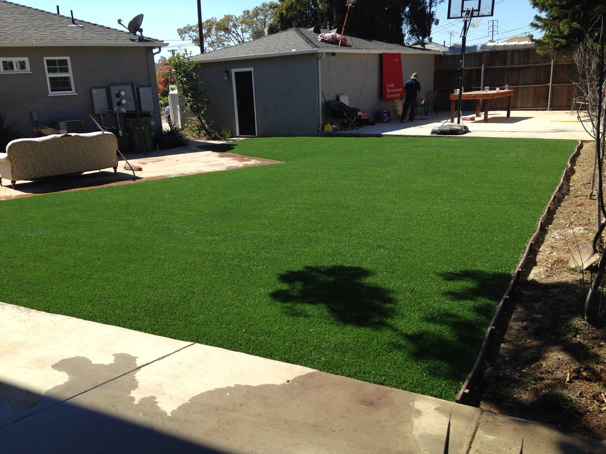 GreenForeverCA's tweet photo. No Watering,No Mowing, No Fertilizing, No Down Payment! Call today for a Free Estimate! (833) TURF-NOW https://t.co/XVCuLQW8oN #15yearwarranty #Financingavailable #syntheticturf #puttinggreens https://t.co/TDgQwJzT9Z