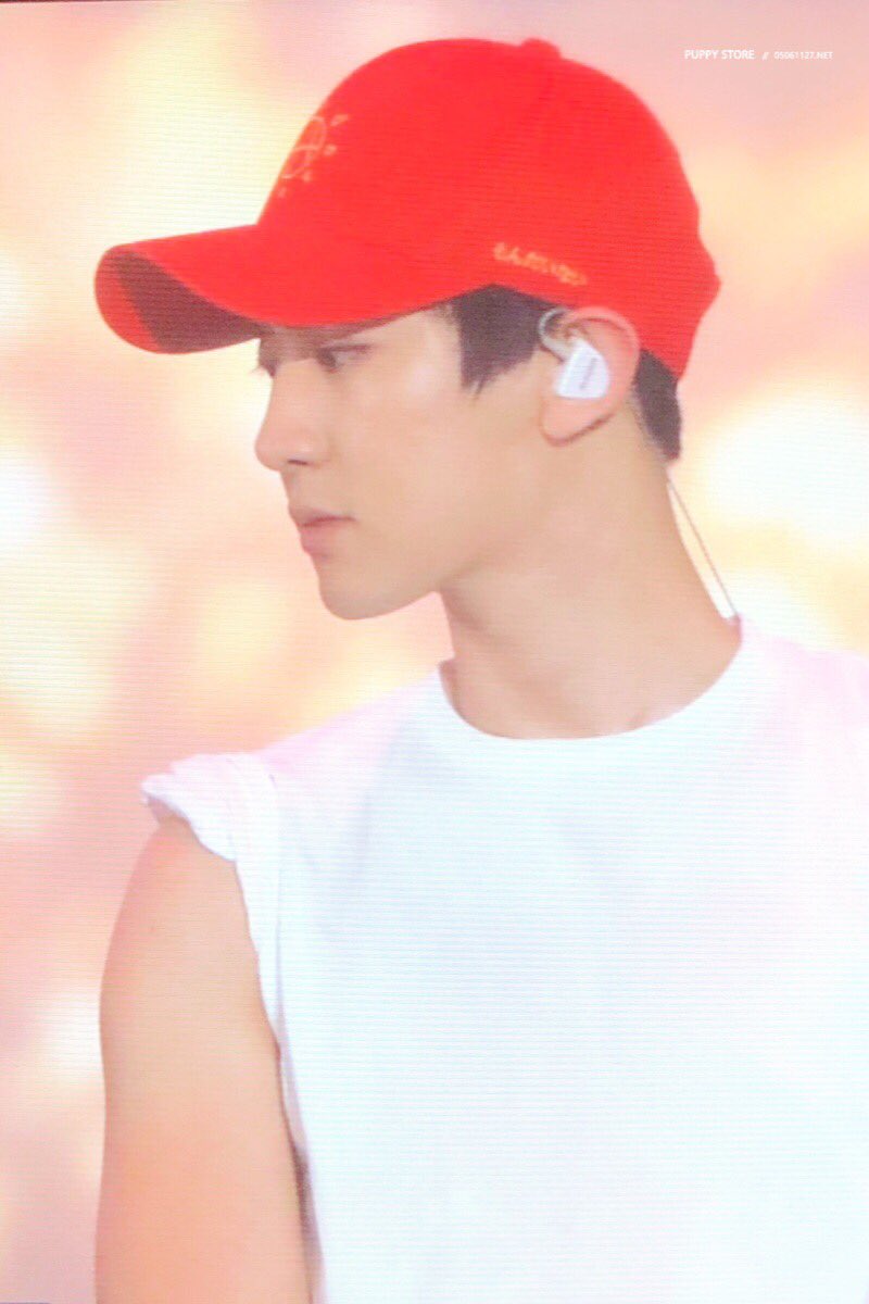 onzaturday's tweet photo. จองหองไปเถอะครับ คุณหนูอย่างคุณ สักวันผมจะเด็ดมาดมให้ช้ำเลย https://t.co/qZPWHdS3BK