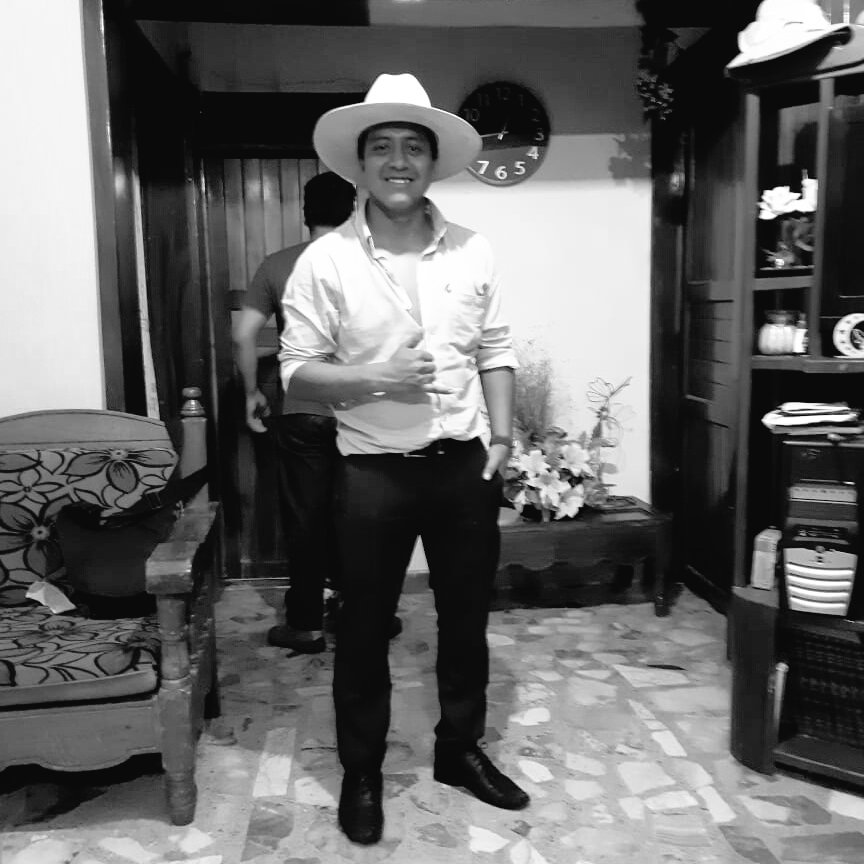 BernardoMarinV's tweet photo. #SiendoFeliz #BMVS https://t.co/kMMeDisNou