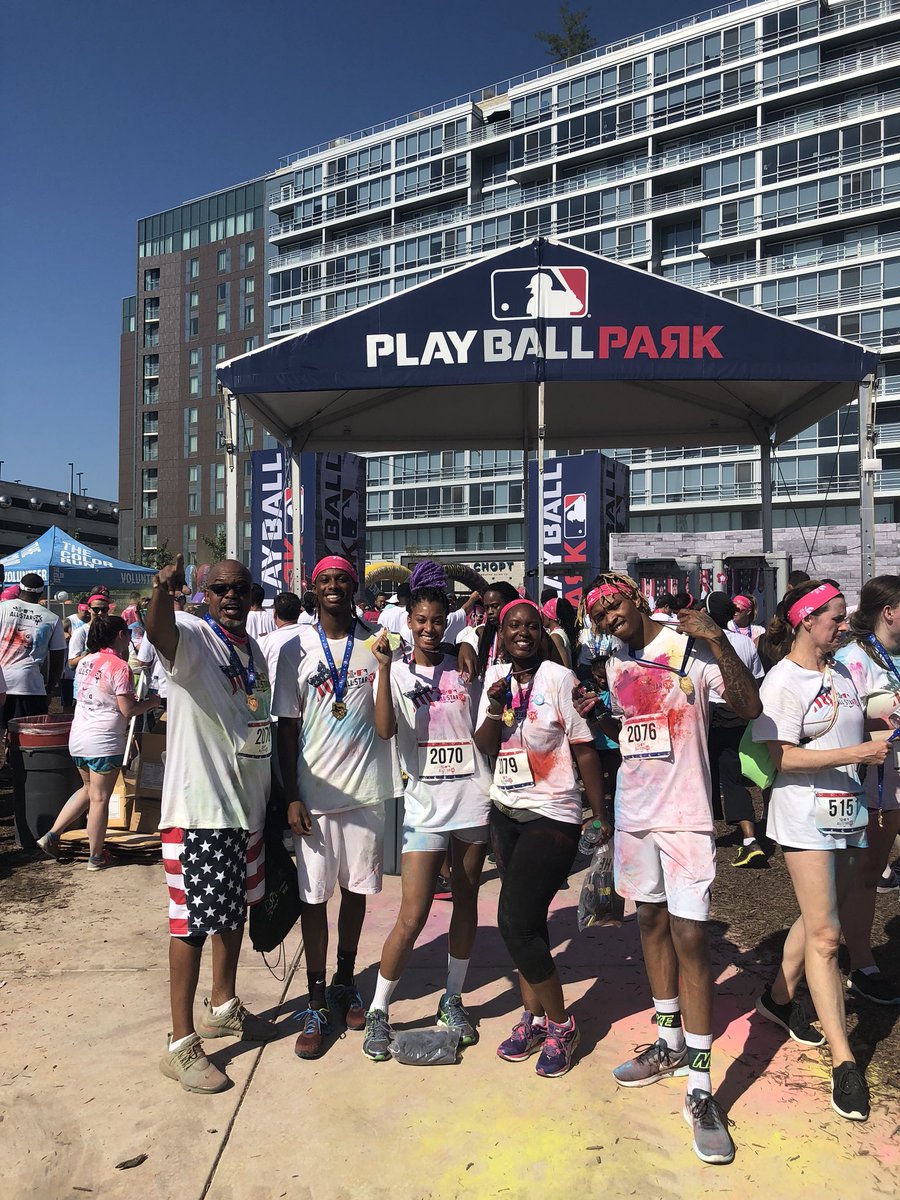 Malikashereen's tweet image. #ColorRun2018 🎨🦄🏆🥇💕..