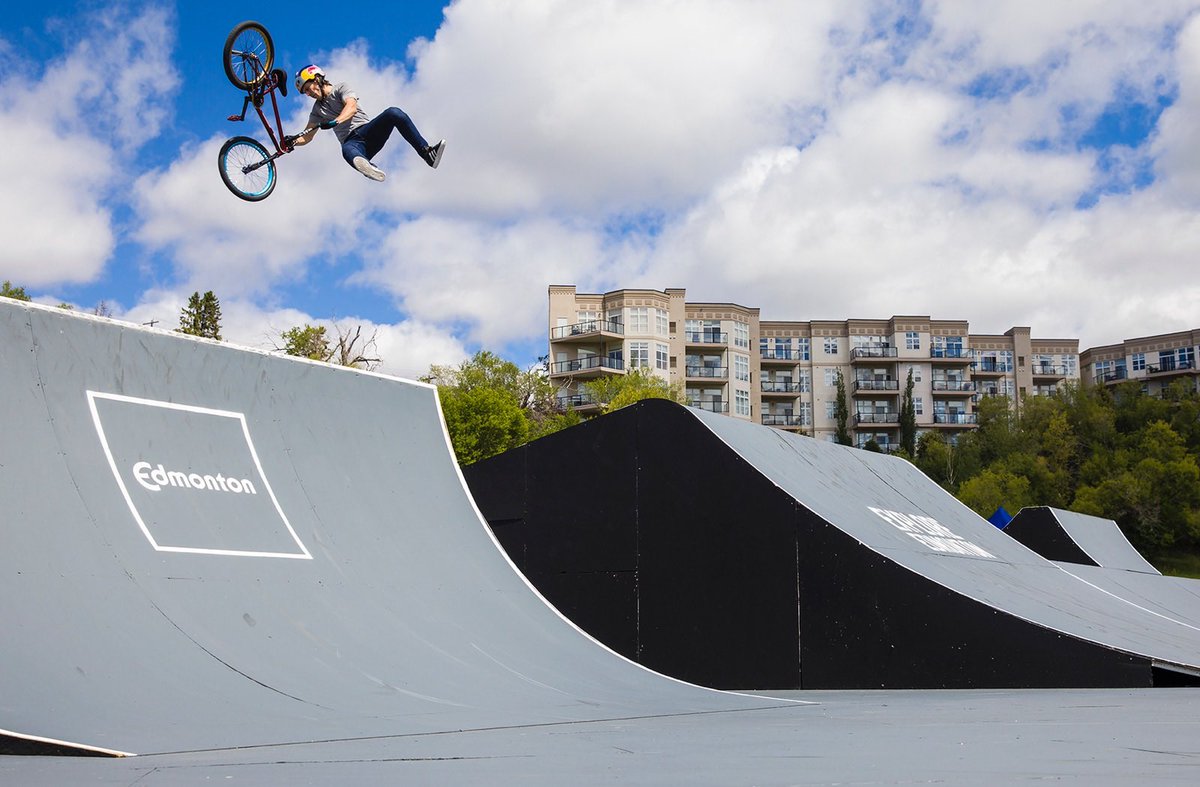 Danieldhers's tweet image. FINALS TODAY!!!
📍: @fiseworld 
📸: @vitalbmx 
#canada🇨🇦 #fiseworld #edmonton