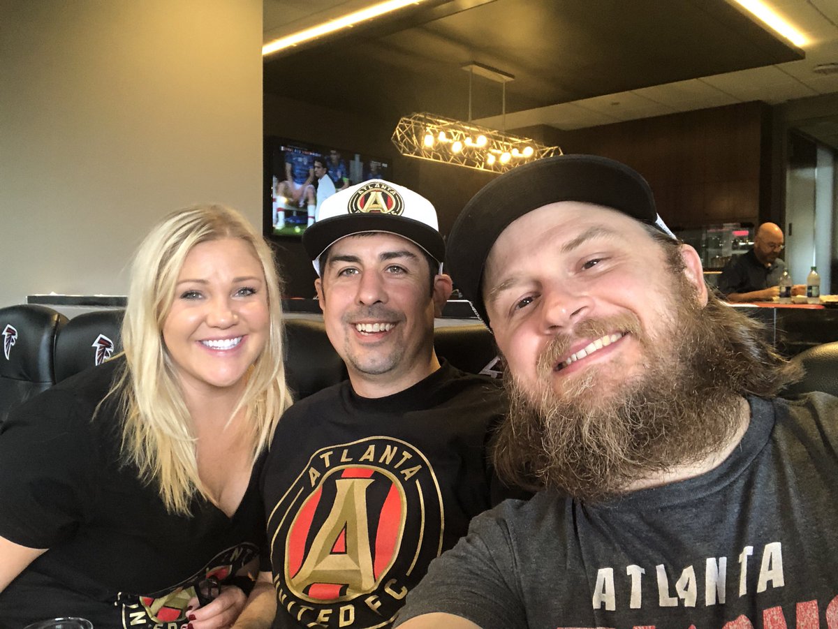 ActiveAmes's tweet photo. Unite and Conquer!!! #ATLUTD @atlutd #SundayMorning #WorldCupFinal #suitelife https://t.co/x3du6LwrNA