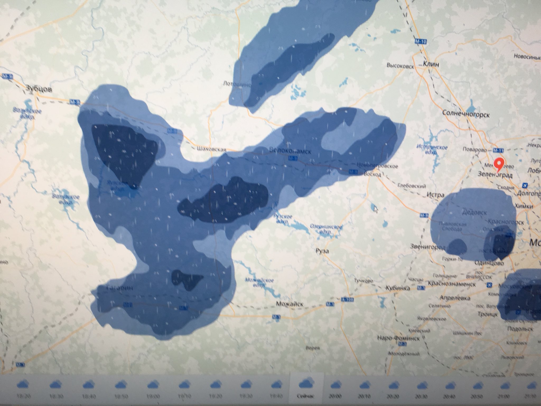 Карта осадков жуковский в реальном. Карта осадков. Карта дождя. Карта туч в реальном времени. Облака на карте в реальном времени.