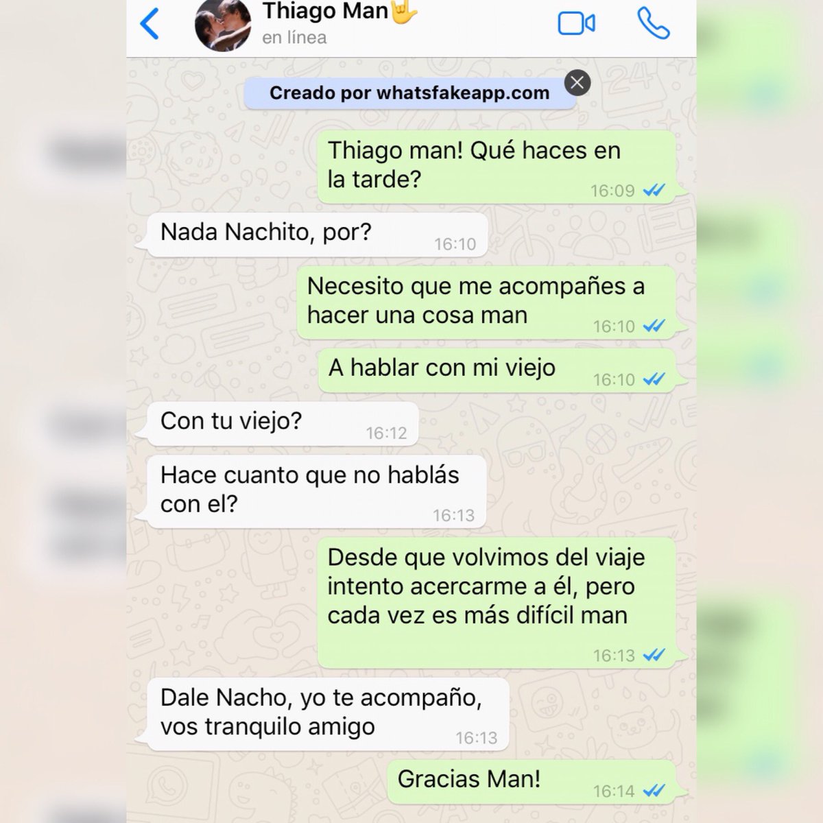 CasiEudamon's tweet photo. En el celular de Nacho💙 #nachoperezalzamendi #caridadmartinaacuesta #casiangeles 2/2 https://t.co/gavDfY4a6s
