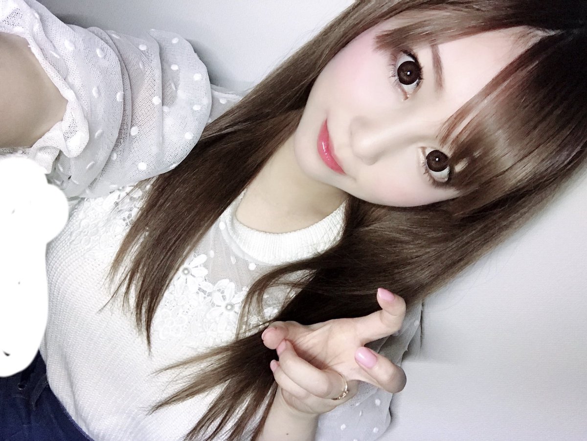 日本橋メイドカフェ べるふぃーゆ 告知 本日16日の月曜日 あいすちゃんが久しぶりに べるに来てくれます あと 前回に続き みるちゃんも来てくれます 15時よりオープンします この機会に是非ご主人様のご帰宅お待ちしております