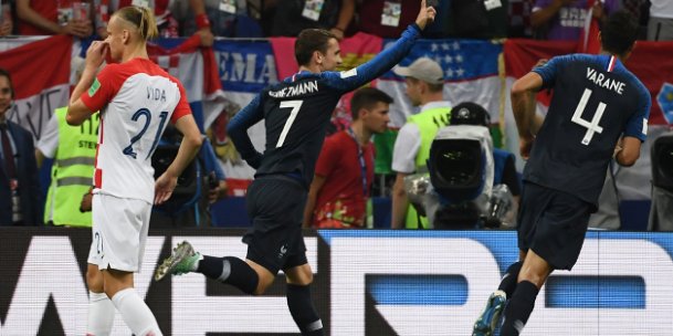 GroupePRISME's tweet photo. Aujourd'hui, j'ajoute CHAMPION DU MONDE dans la signature de mes courriels ! https://t.co/EmsWOV4oOE