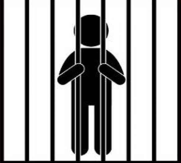 PramendraPatel8's tweet photo. #underpaidlekhpal सबको जमानत देने वाला लेखपाल आज खुद जेल मे, अब जनता की जमानत का क्या होगा  योगी जी @UPCMAdityanath @abpnewshindi @ppbajpai
@PMOIndia @ravishndtv #underpaidlekhpal #underpaidlekhapal https://t.co/DF2HJpNKNZ