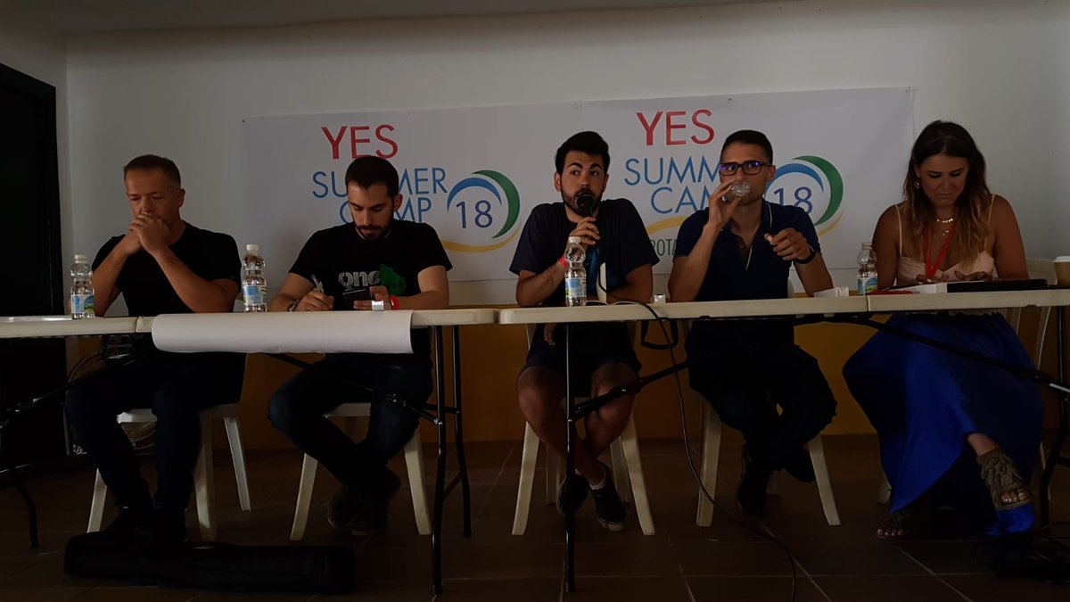 miguelrecuenco's tweet photo. Todo lo bueno se acaba. Un placer poder haber participado y asistido al #YESSummerCamp2018 de @YESocialists donde hemos podido compartir ideas y proyectos con jóvenes de toda Europa. https://t.co/SAkpwCvlhp