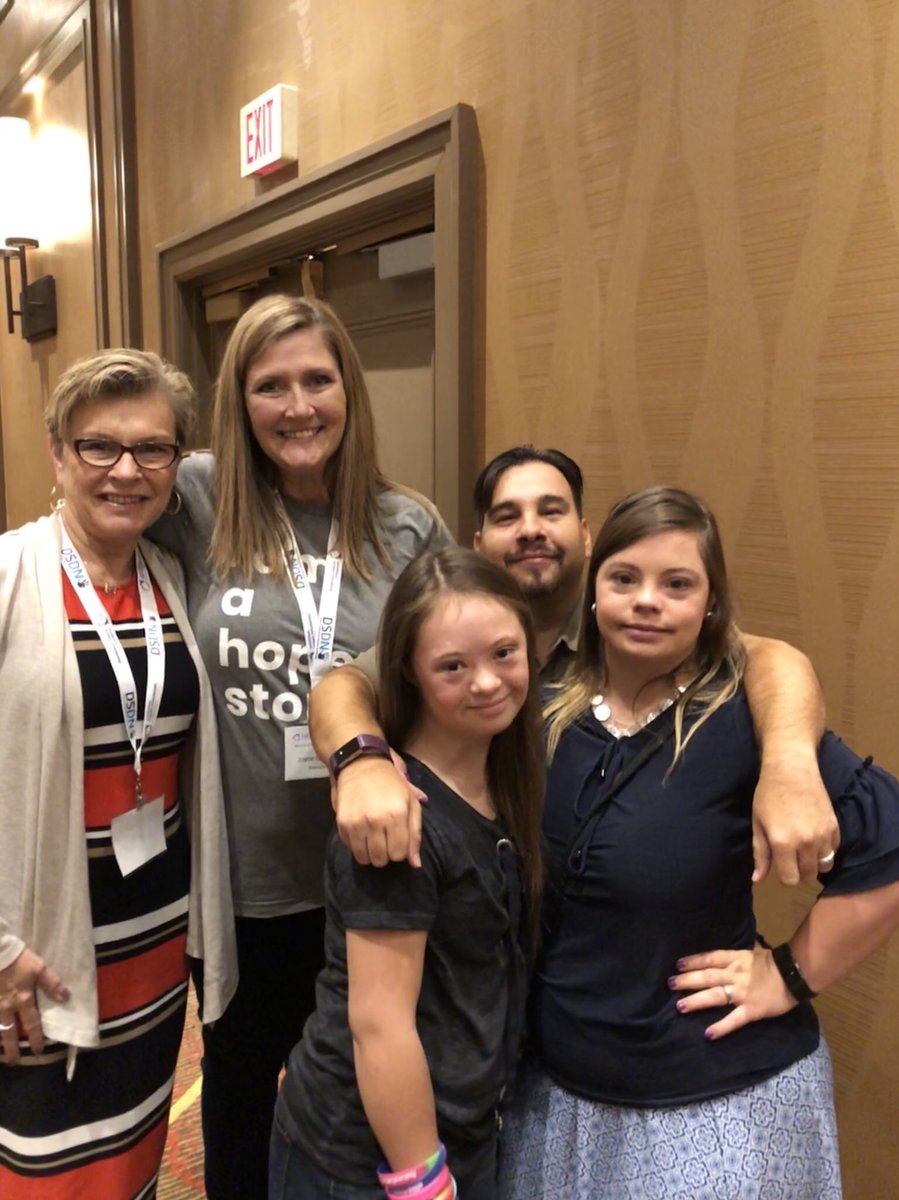 mama_texan's tweet photo. Meeting another DS mama who inspires me = everything! 💙💛 #NDSC2018 #lifewithLeo https://t.co/aaKLcgCpLO