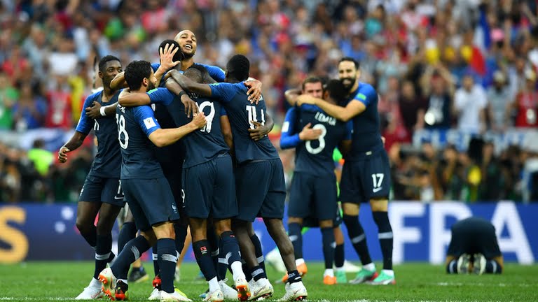 ApamateTv's tweet photo. ¡#FRA es el campeón de #Rusia2018!

#Rusia2018xApamateTV
#Rusia2018xZpacio https://t.co/VLBCN5jVGn
