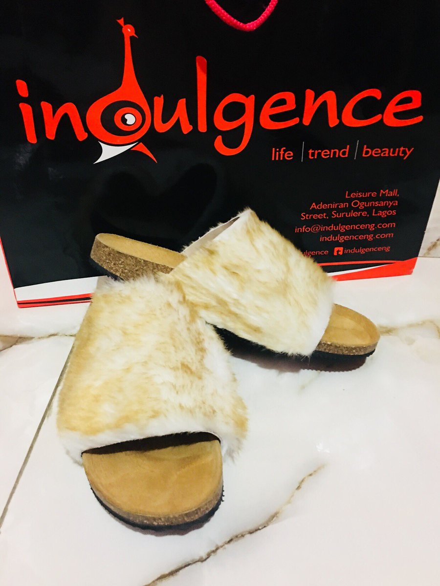 babarde's tweet image. Ladies, we got some @Indulgenceng fur slides. Please call/WhatsApp 08039249408 #femalestyle #women #womenslide #womenstyle #madeinNigeria #indulgenceng #bublagos #BeProud