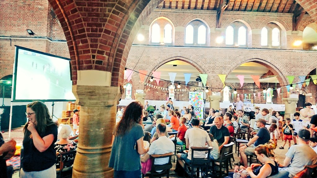 StMatthiasBTN's tweet photo. Thanks to the 200+ from Fiveways #Brighton, who joined us for the #WorldCupFinal this afternoon! Such fun. Congratulations @francefootball! #ViveLaFrance

#LoveFiveways #JoinTheAdventure https://t.co/XyG5g96jL2