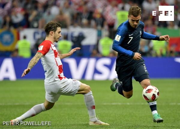 EFEdeportes's tweet photo. 📸 Griezmann mejor jugador de la final https://t.co/3em8T95TcG #Rusia2018 #FRA #FRACRO https://t.co/L4XdXeVps7