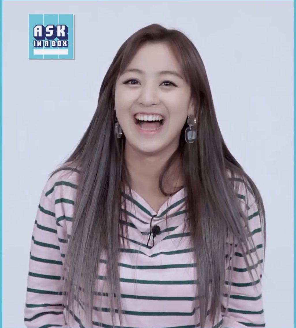 twicesmily's tweet image. 💘😢