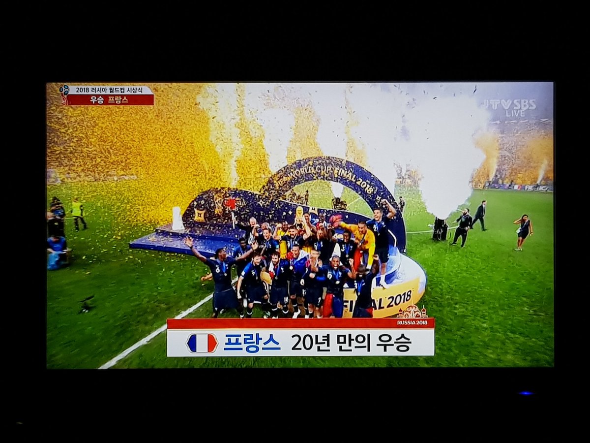 kolt_k's tweet photo. 2018 러시아 월드컵 프랑스 우승 https://t.co/LIiClryarl