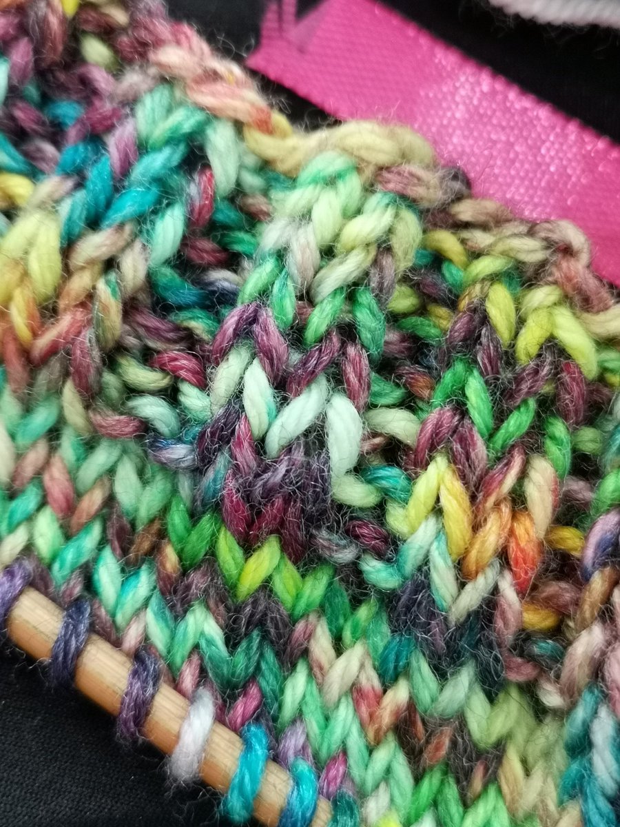 yarn_angels's tweet photo. I may have stolen some of my own bamboo DK 😱😱 it's just so soft and squishy!!!!! #yarningham2018 #dkyarn #handdyedyarn https://t.co/iUUxUNY9vs