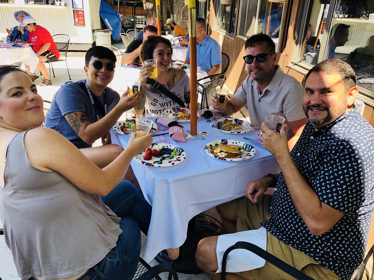 MTNWSTCider's tweet photo. Enjoying a great morning with the @UtahFilmCenter at @TheSunTrapp for Pancakes and #rubyhardcider ๐ป Kicking off #DamnTheseHeels Film Festival https://t.co/YERGj90Och