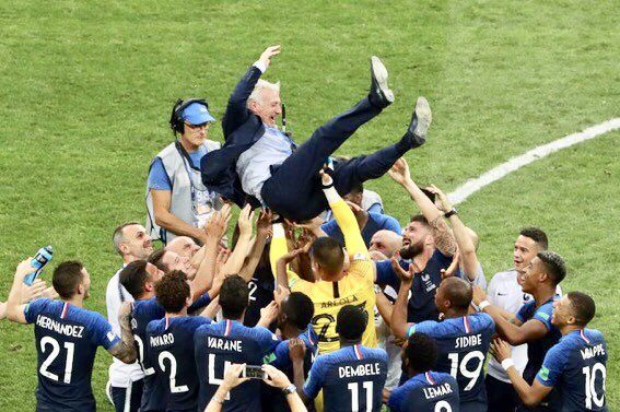 Bleu de bonheur ! !⭐️⭐️🇫🇷 🇫🇷👏👏 la réussite est toujours collective ! #merci d’avoir réalisé notre rêve  !