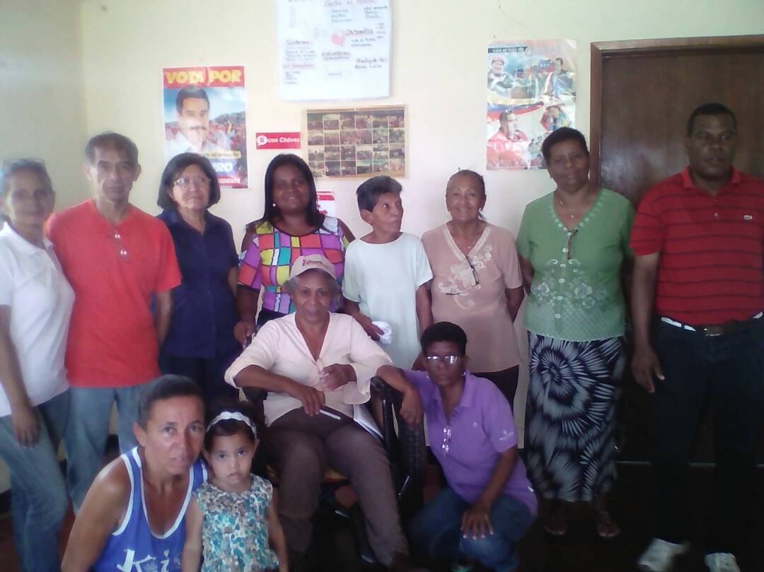 MujerPsuvFalcon's tweet photo. Desde Dabajuro en el occidente falconiano también se hicieron sentir las @PSUVMujeres #Falcon haciendo valer el principio de paridad y equidad de género en la elección de los postulados y postuladas del IV Congreso del @PartidoPSUV #SocialismoFeministaAlIVCongresoDelPSUV https://t.co/J3Fh2neZVt