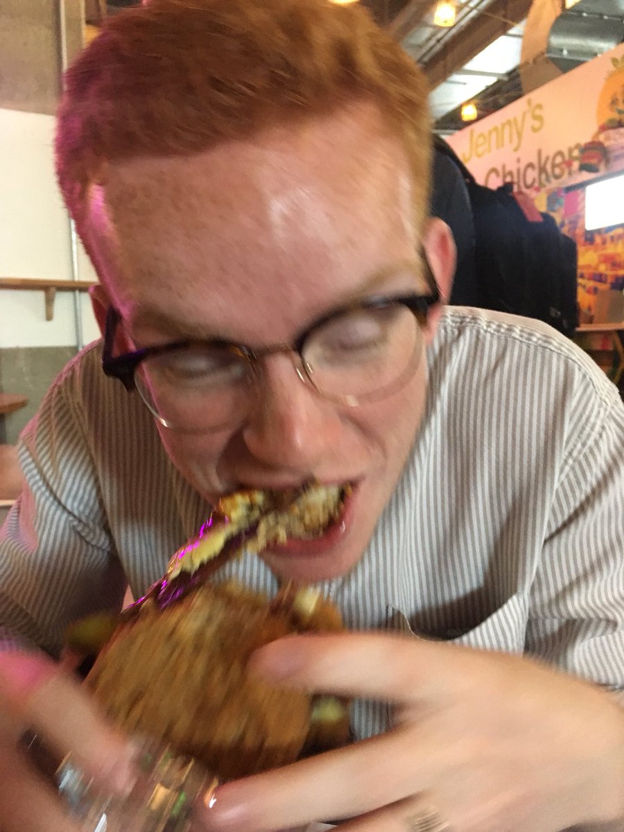 Benjamin_LSR's tweet image. The four stages of euphoria experienced when eating @WandererJunk chicken. Fooking unreal vegan scran.