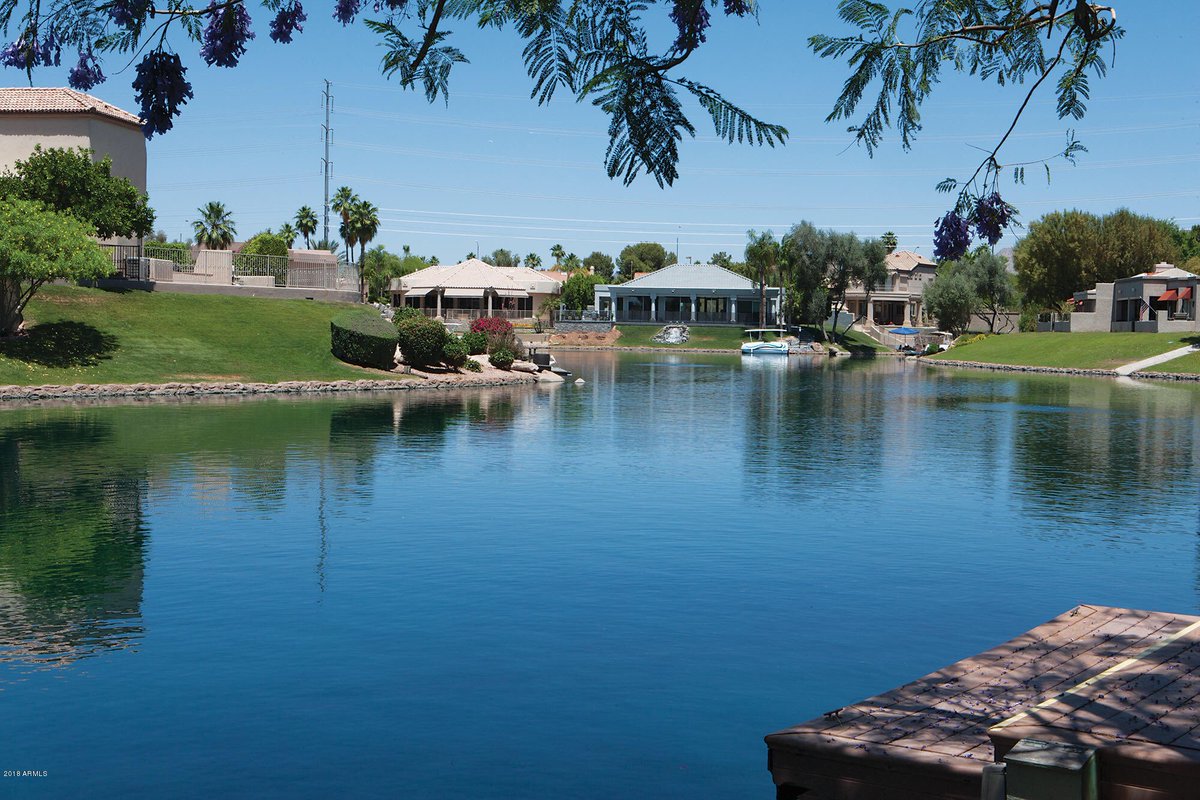 Open House Today from 12-4PM! Enjoy this beautiful lake on a hot summer day! Over here at 10390 E Lakeview Dr it’s always a lake day! 

#luxuryhomesscottsdale #realestatearizona #realtor #realtorarizona #realtorscottsdale #scottsdaleranch
#openhouse #openhousescottsdale #lake
