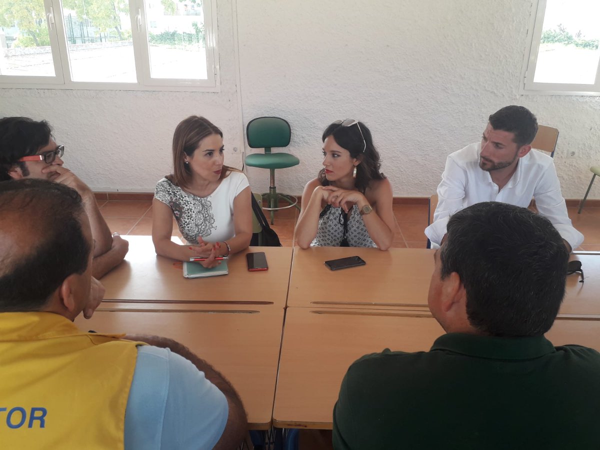 lafm_es's tweet photo. #Rota La organización del #YESSummercamp2018 de @JSE_ORG y @psoerota donará 375 literas a entidades que acogen inmigrantes https://t.co/YDegbZFjUQ https://t.co/HjbX1koNFo