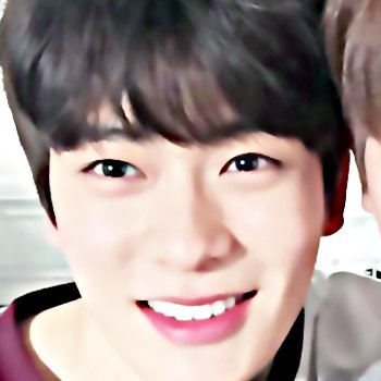 สีไม้ close tweet media