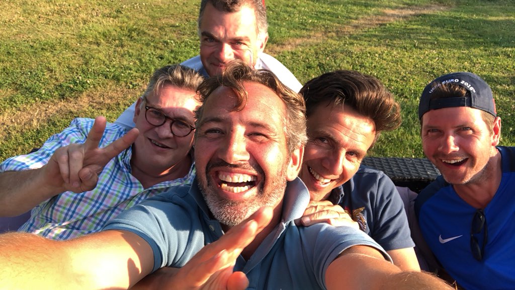 Prevostbaratte2's tweet photo. Champions du monde !!! https://t.co/bSjGyFS2Xv