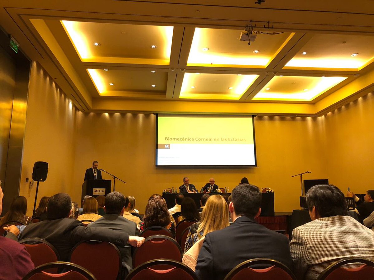 OftalmoUniv's tweet photo. Gran participación de OU en el MBE Meeting organizado por la World Keratoconus Society!
#OUandMBE #OUTeam
@joaquinfdezoft @corneaecuador @DrGEN @abtti https://t.co/meHe1Pe8O1