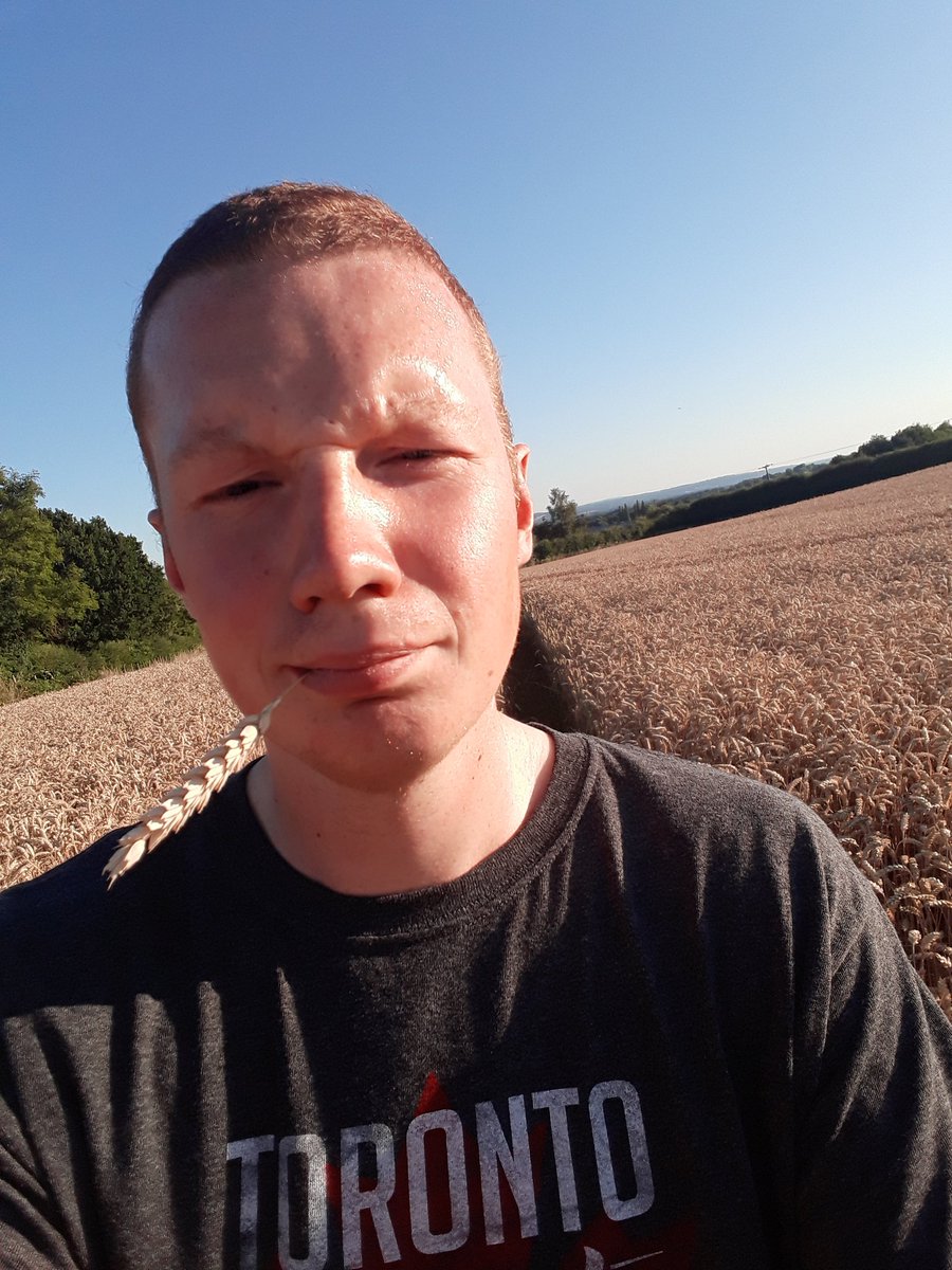 DanHawesAg's tweet photo. It's no fun being serious all the time, sometimes you gotta practice your #farmer look 🤠👨‍🌾  room for improvement? 🤔 #OutstandingInMyField #LookingSilly https://t.co/TMB3sJ0vPJ