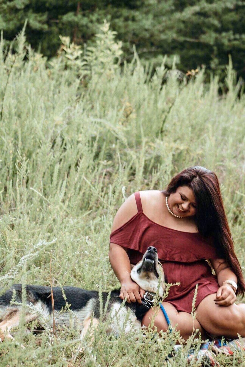 _heidiboo_'s tweet photo. In love with the pictures Riley and I took yesterday🐶💜 Yes, I really got a photographer to take pictures of me with my dog 🙃 https://t.co/qby7iNEt9N