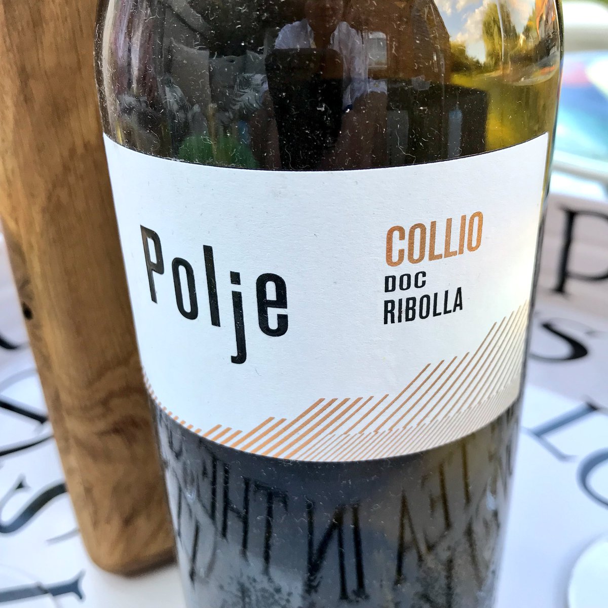 pietrosd's tweet photo. #yearofwine2018
Polje RIBOLLA 16’
#colliodoc #friuli #Italy
Crisp Green apple&pear shout on your palate. Elegant mineral finish. 🔝🇮🇹🍷
@jimofayr @winewankers @thewinetattoo @JohnMFodera @Fiery01Red @DemiCassiani @frankstero @JMiquelWine @MacCocktail @SteveKubota @jules_mahon https://t.co/sA8vBNBJJB