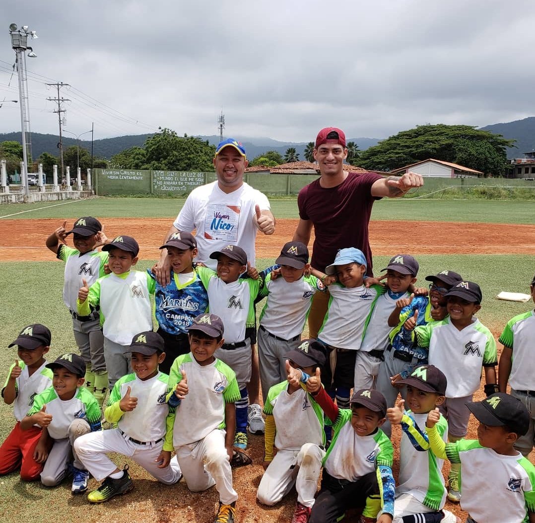 Fundadeporte's tweet photo. "Día de Béisbol" Copa Estadal Dia Internacional del Niño  con nuestro Semillero de la Patria para Conmemorar este Maravillosa Celebración, Felicidades al Futuro Deportivo de Nuestro Estado!

#CaraboboSiempreCampeon 
@rafaellacava10 @pinfantea @JCbetancourt72 @INDeporteVE https://t.co/zYwL6fHCL6